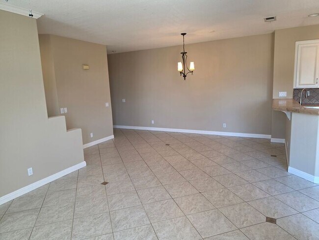 Building Photo - 28436 Yosemite Dr
