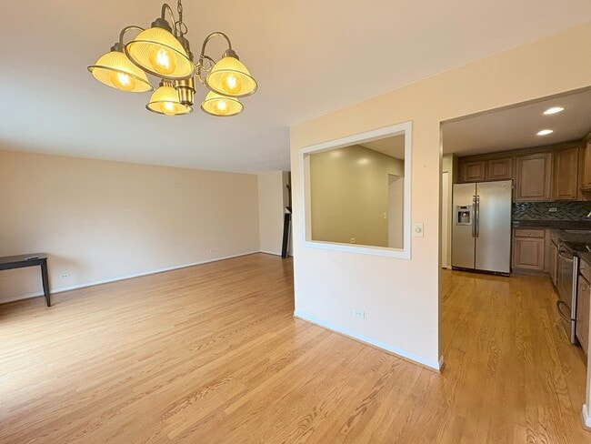 Building Photo - 424 Mallard Dr