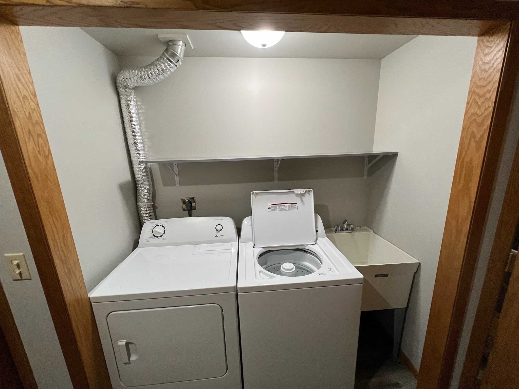 Building Photo - 113 Edwards St