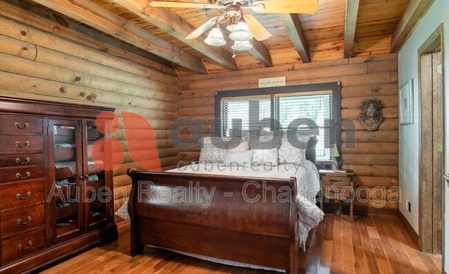 Building Photo - 2414 Briggs Ave