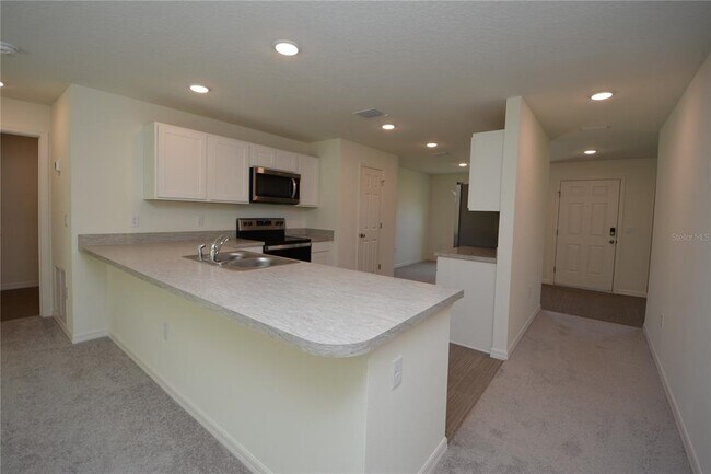 Building Photo - 8 Sea Flower Path