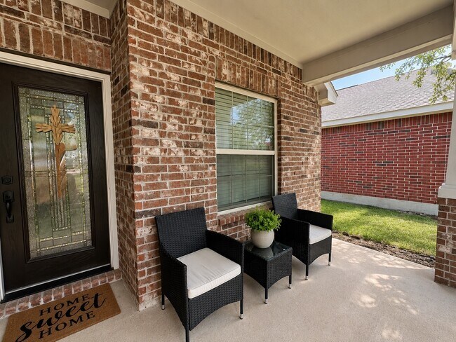 Building Photo - 6323 Bennington Springs Dr