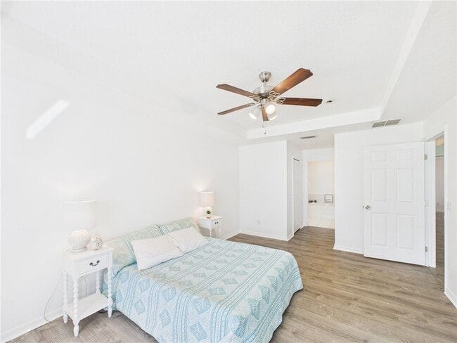 Building Photo - 8135 100th Ave