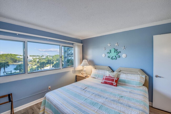 Building Photo - 23223 Front Beach Rd