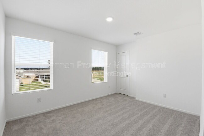 Building Photo - 316 Bush Mdw Ln