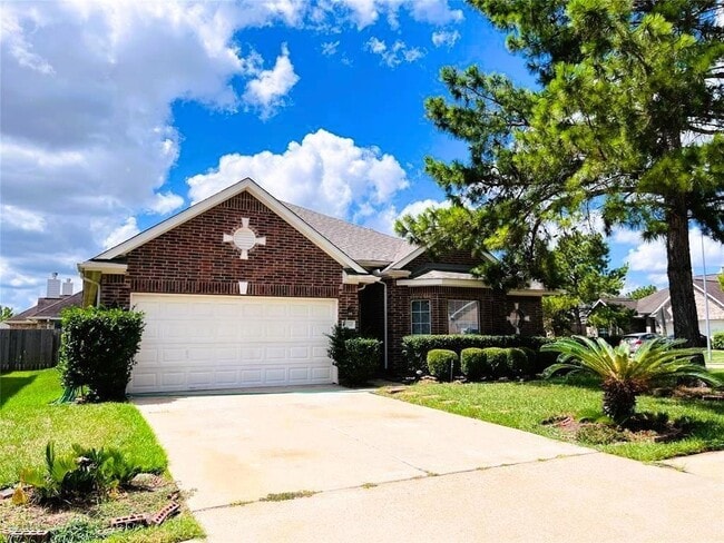 Primary Photo - 18215 Linden Forest Ln