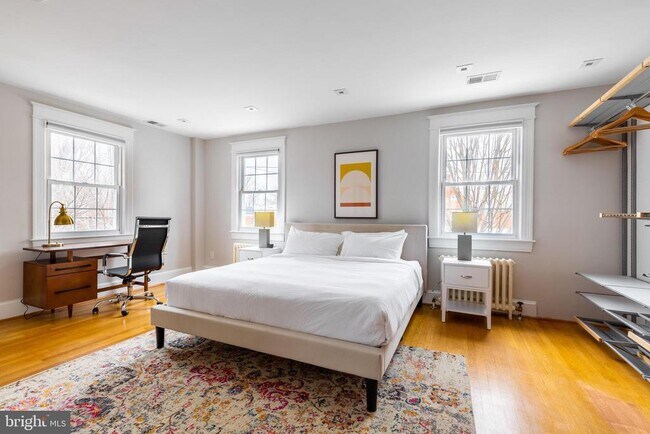 Building Photo - 2243 40th St NW