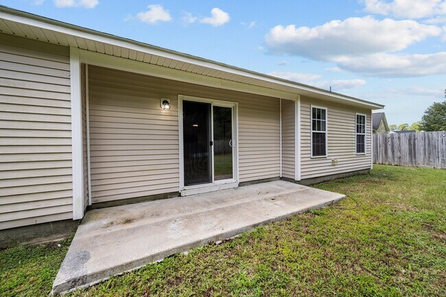 Building Photo - Welcome to Aragona Village!