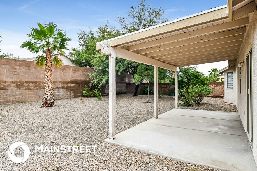 Building Photo - 8064 E Snakeroot Dr