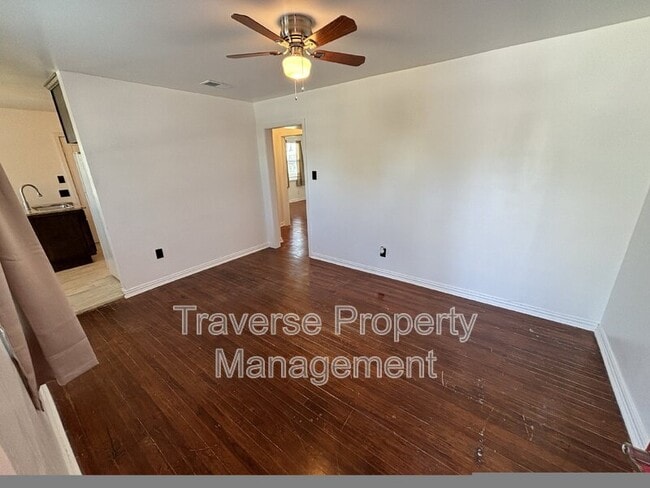 Building Photo - 2645 Canberra Ct