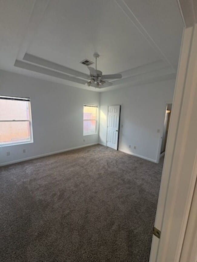 Building Photo - 3 Bedroom Townhome At Sky Ridge Community In Hurricane