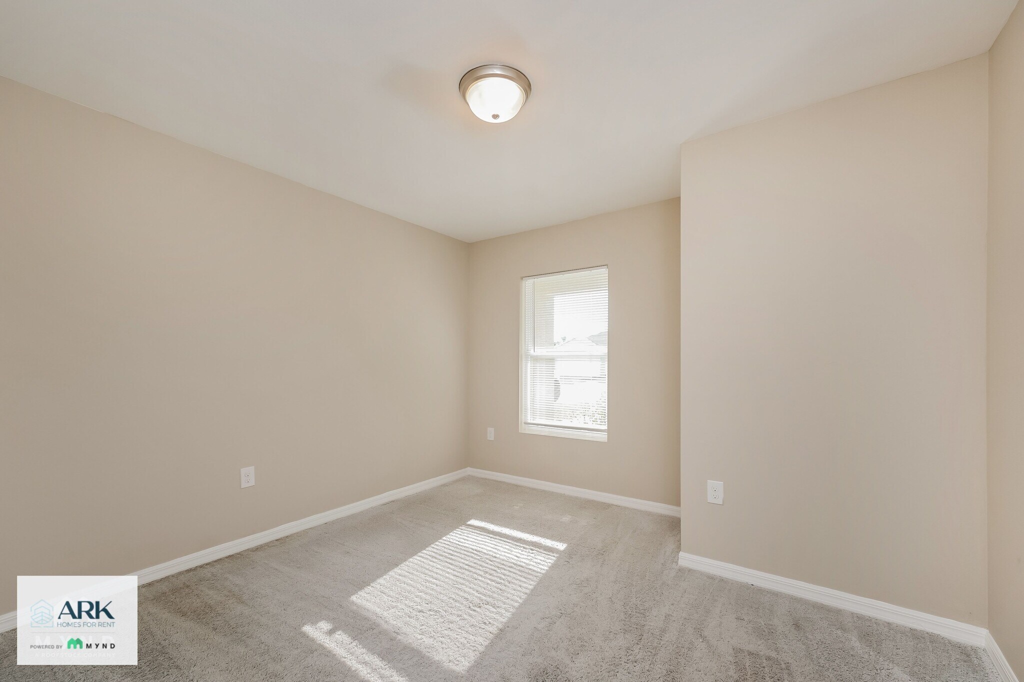 Building Photo - 9011 Aegean Cir