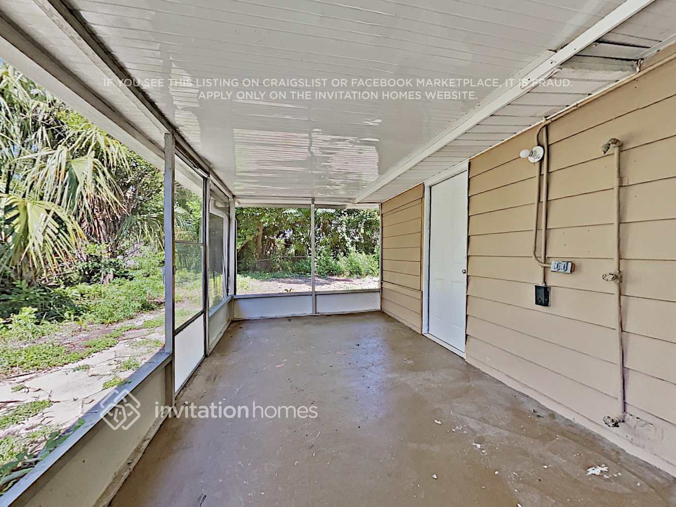Building Photo - 4440 Porpoise Dr SE