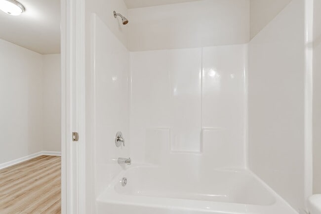 Building Photo - Gorgeous 4-Bedroom Home in Boulder Ridge –...