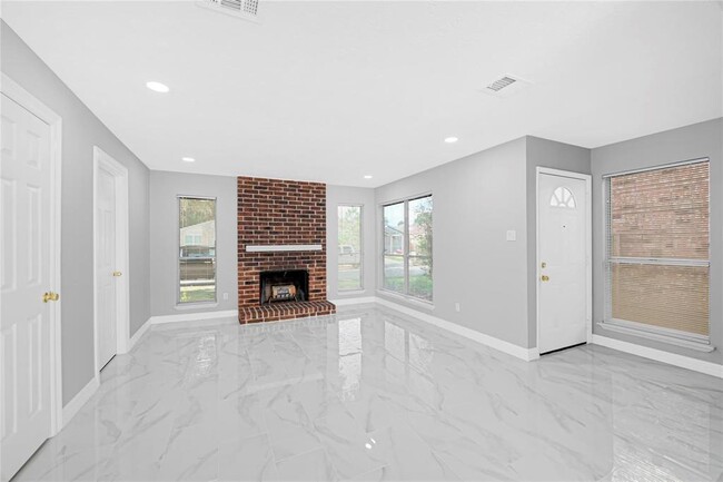 Building Photo - 6326 Cambridge Glen Ln