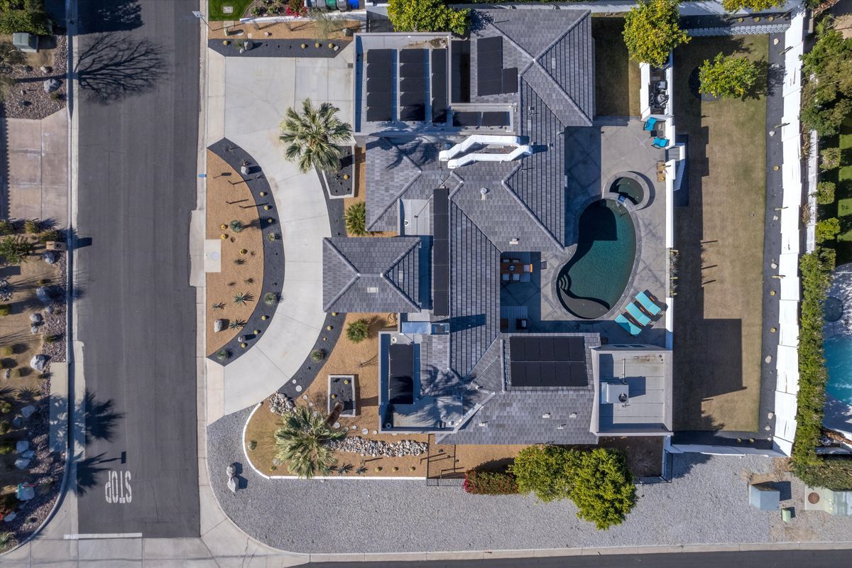 Building Photo - 72992 Bel Air Rd