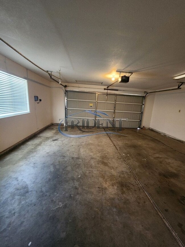 Building Photo - Beautiful Yuba City located in the Terra Buena area