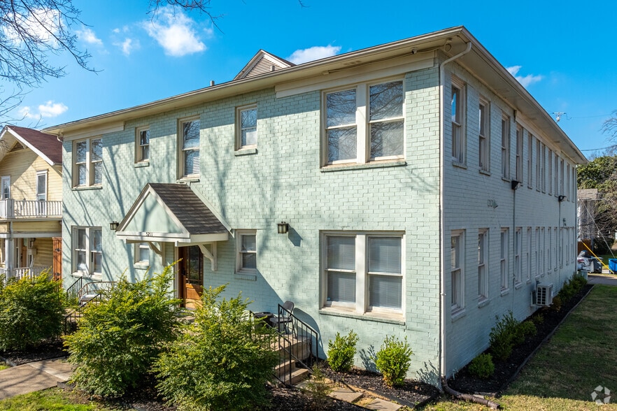 Building Photo - 5211 Worth St