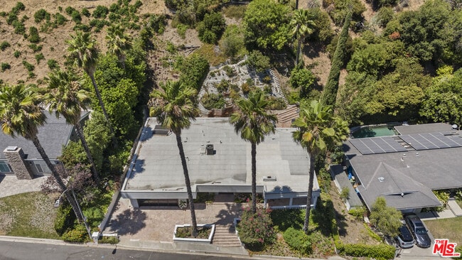 Building Photo - 3453 Green Vista Dr