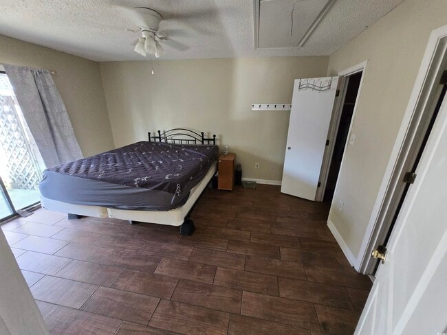 Building Photo - 604 35th Ave N