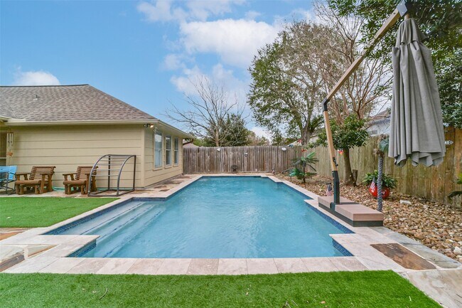 Building Photo - 9926 Elm Meadow Trail