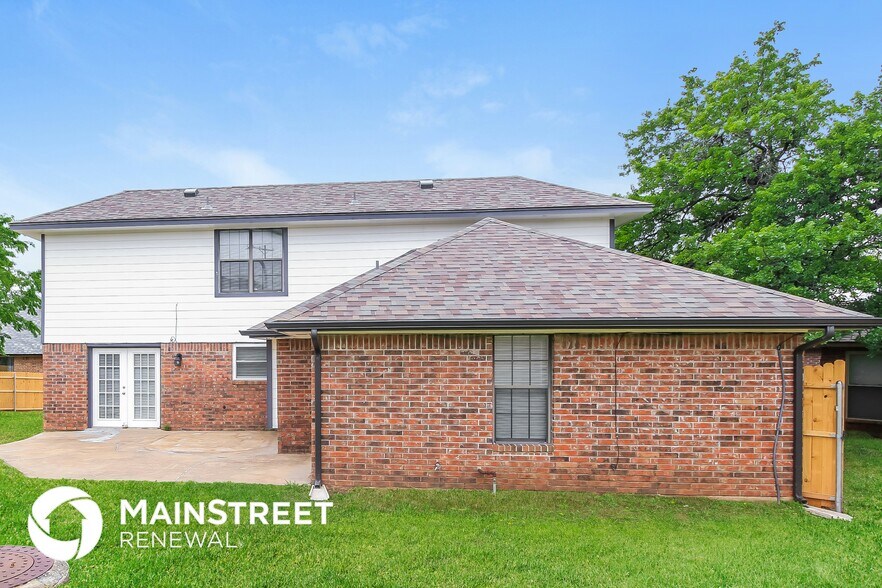 Building Photo - 1604 Pennington Cir