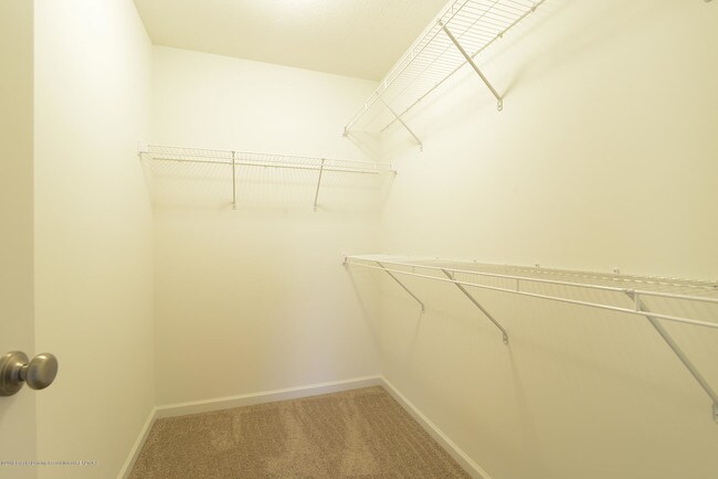 Building Photo - 3586 Fernwood Ln