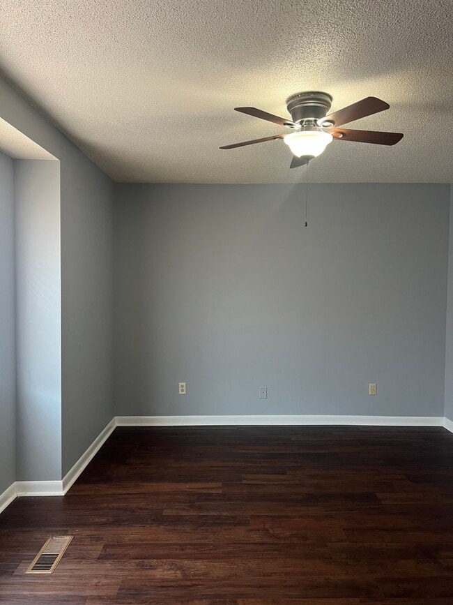 Building Photo - 108 Ridgeway Dr