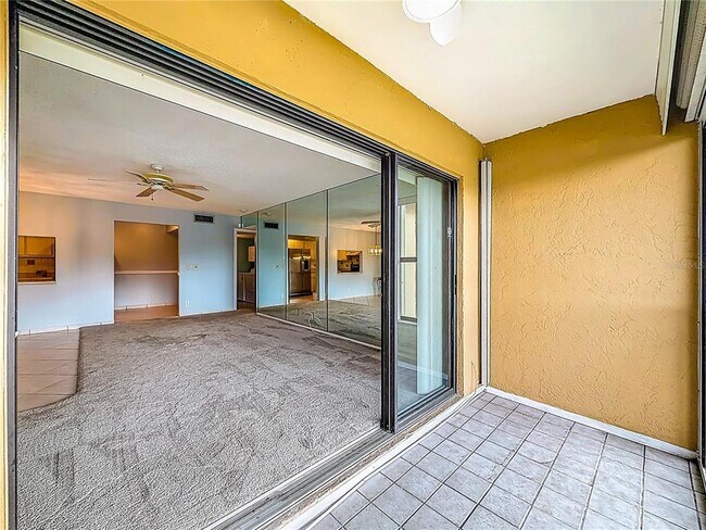 Building Photo - 826 Sky Pine Way