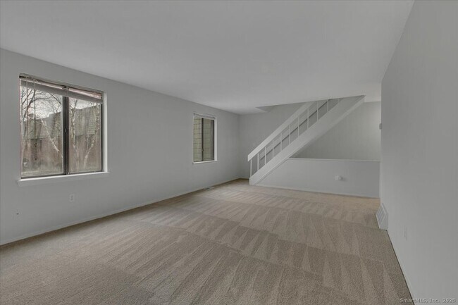 Building Photo - 3 Trolley Crossing Ln