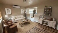 Building Photo - Cozy South OKC Charm: Your Next Sweet Home
