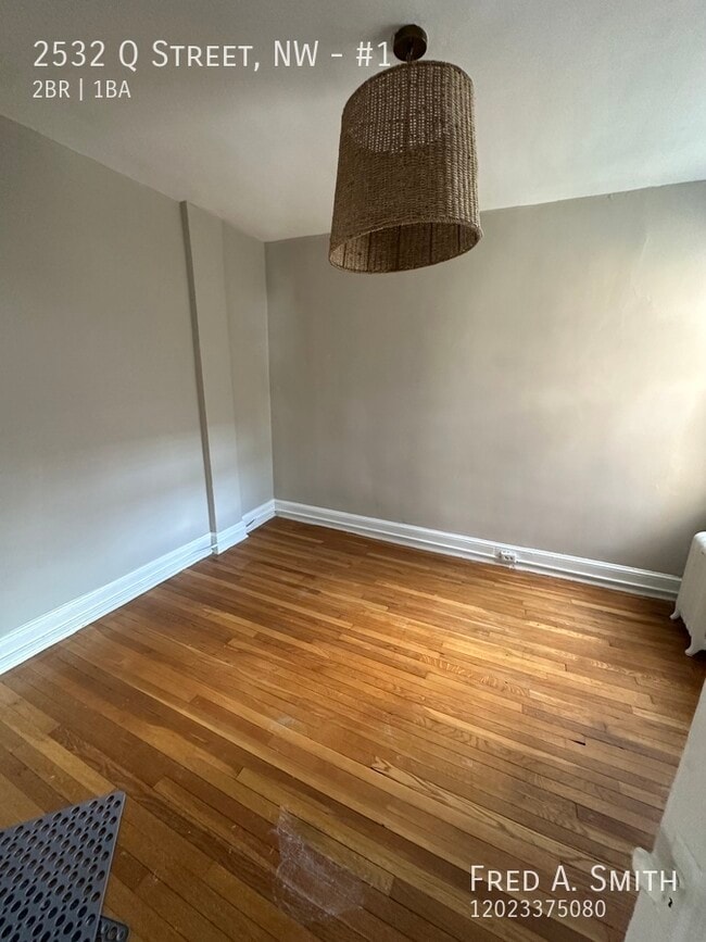 Building Photo - 2532 Q St NW