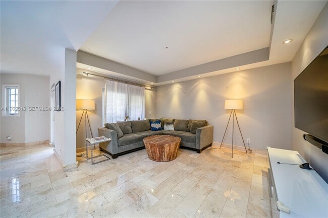 Building Photo - 1413 Sunset Harbour Dr