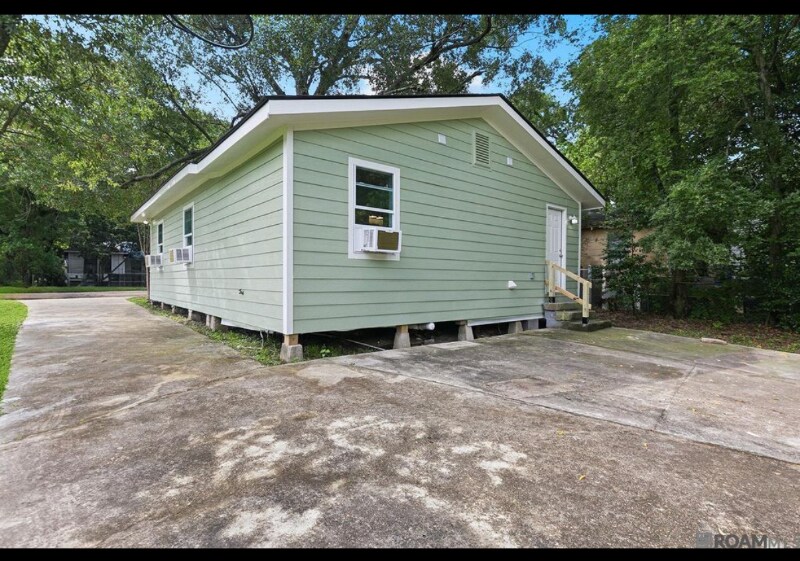 Building Photo - 2854 Yazoo St