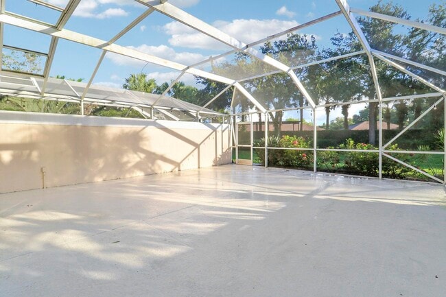 Building Photo - 468 Capistrano Dr