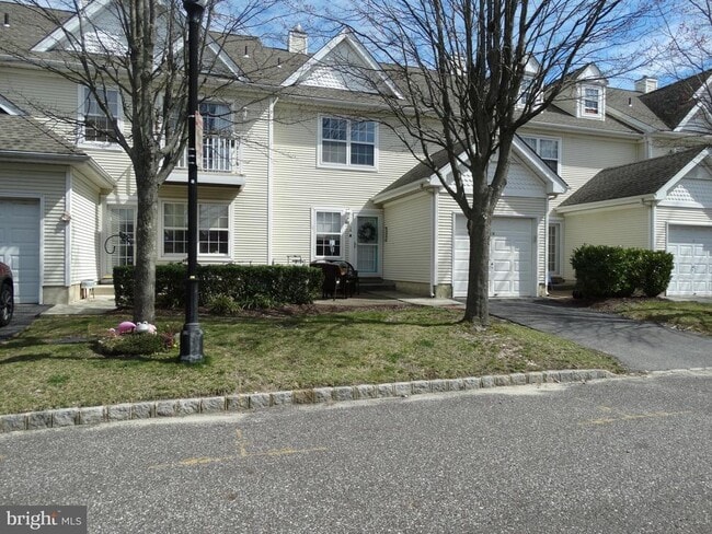 Primary Photo - 18 Lighthouse Ct