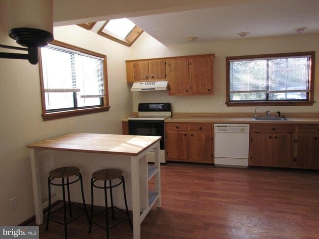 Building Photo - 23350 Black Oak Ct