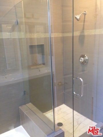 Building Photo - 216 Rexford Dr