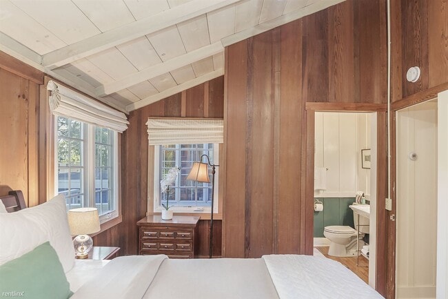 Building Photo - 3 br, 2.5 bath House - 3875 The Hideout