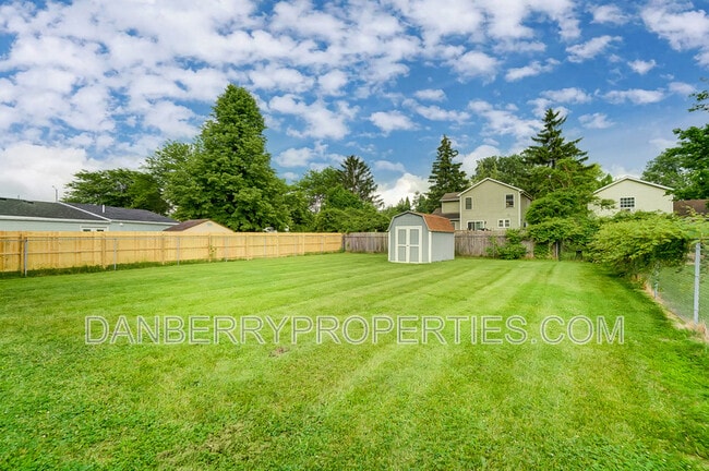 Building Photo - 3539 Turret Green Dr