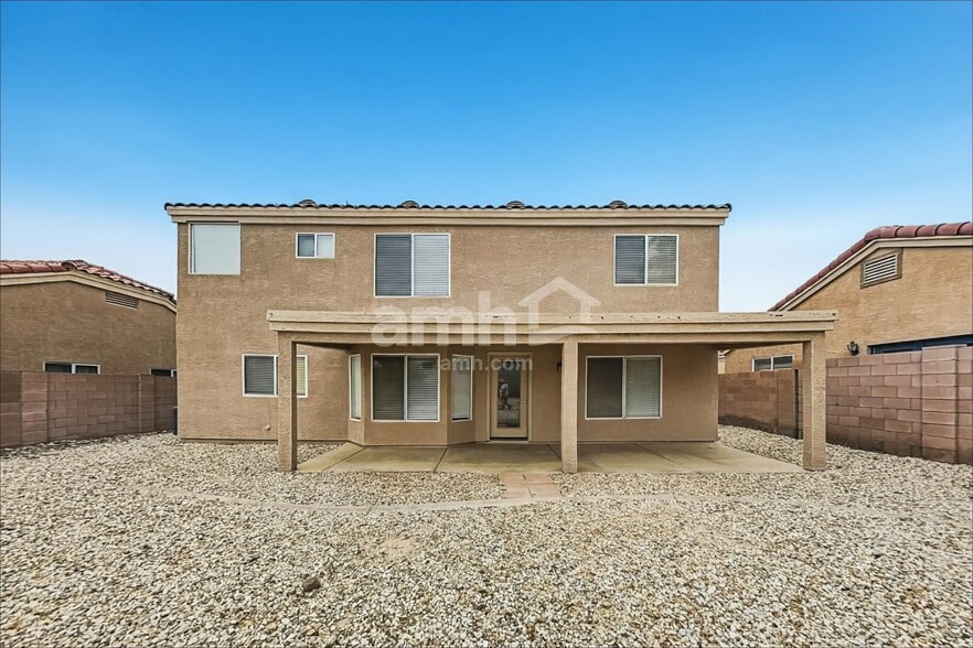 Building Photo - 11173 W Madeline Christian Ave