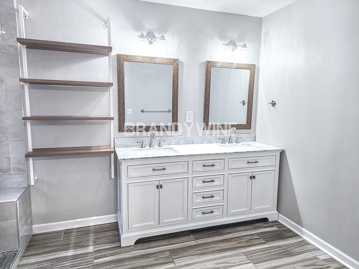 Building Photo - 13313 Redwood Ln