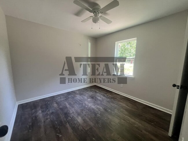 Building Photo - Cozy 2 Bed 1 Bath home for rent!