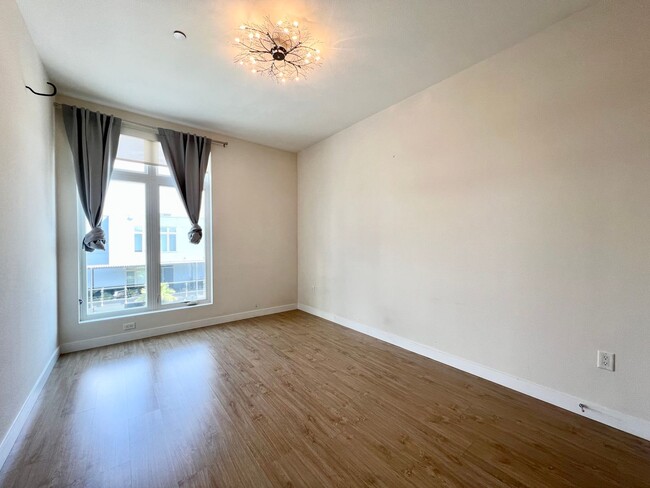Building Photo - MOVE IN SPECIAL!!! FIRST MONTH FREE!!! LUX...