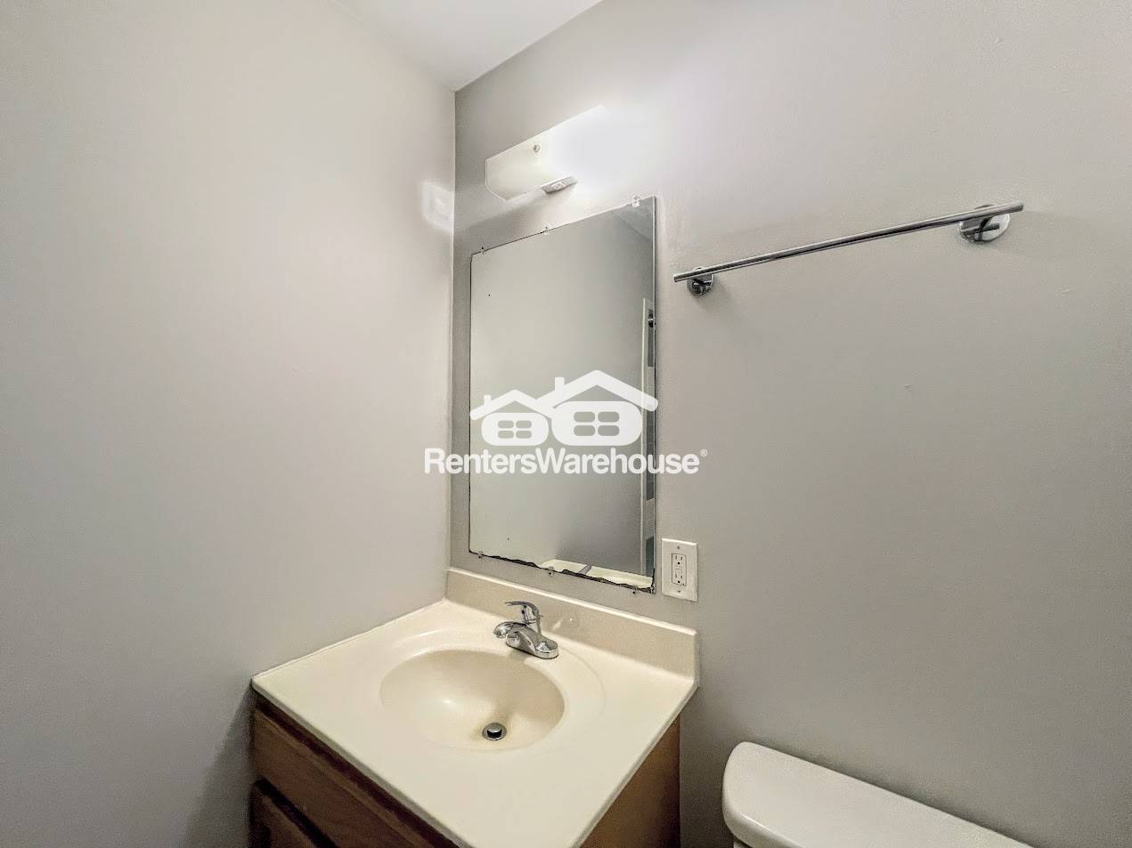 Building Photo - 3032 Belle Haven Dr
