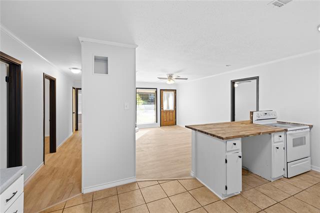 Building Photo - 417 Carroll Ave