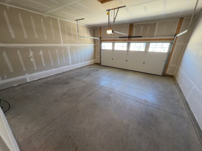 Building Photo - 4857 Osprey Pointe Dr