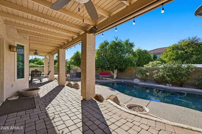 Building Photo - 1426 N Omaha Cir