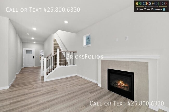 Building Photo - 8340 52nd St NE