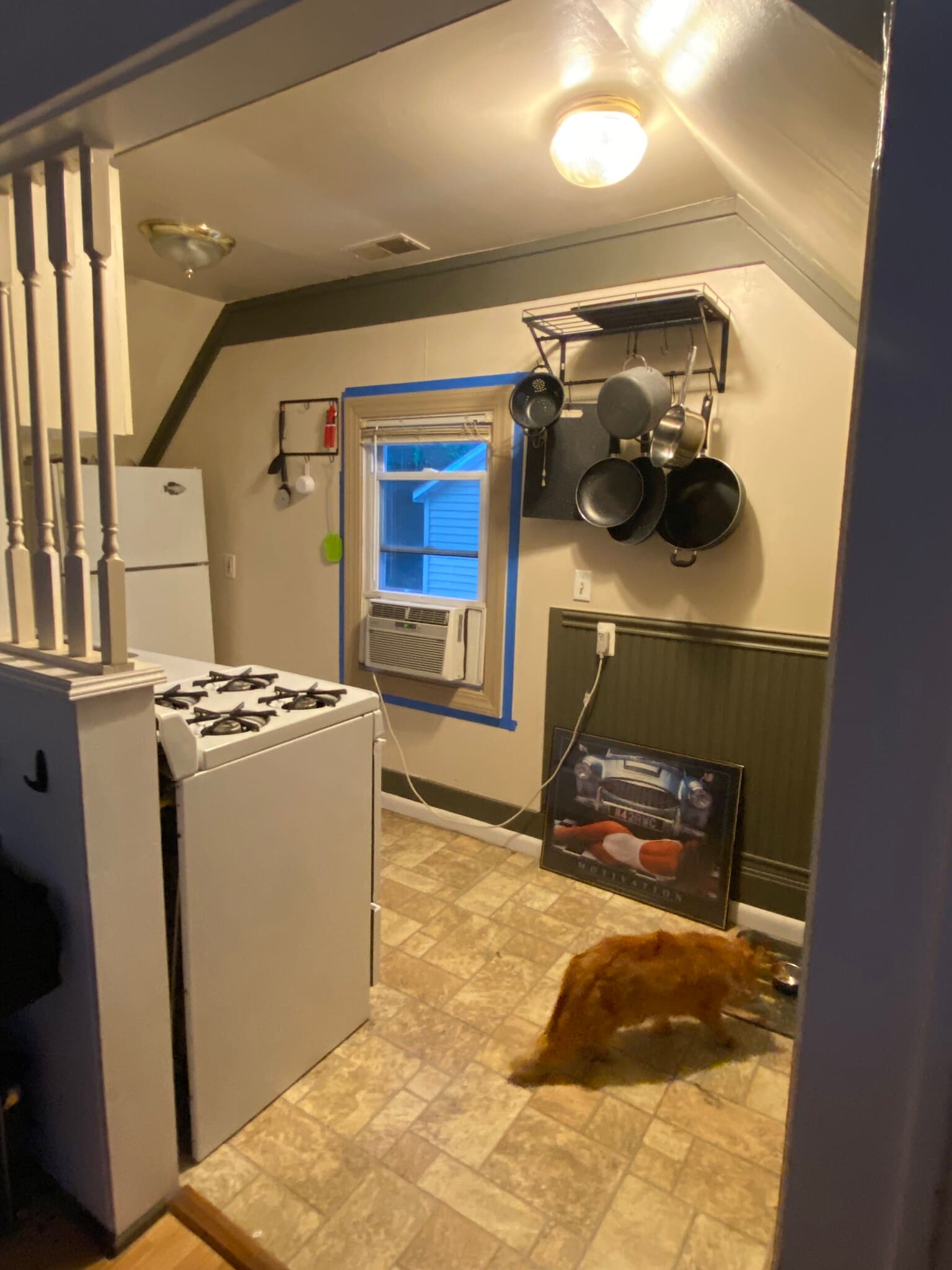 Upper unit - 1141 E Bernhard Ave